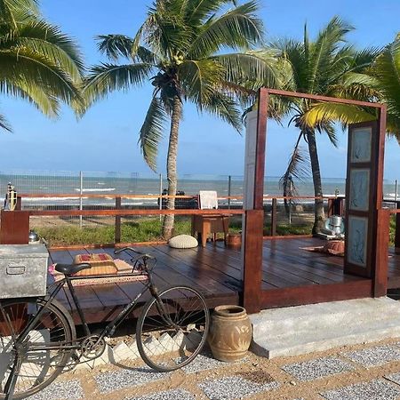 Blackstone Beach Resort كوانتان المظهر الخارجي الصورة